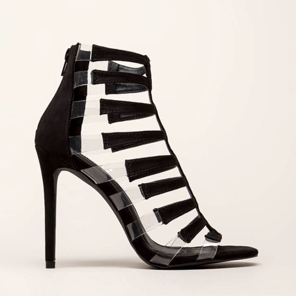 Brand new Black Caged heel!! Never worn!!!